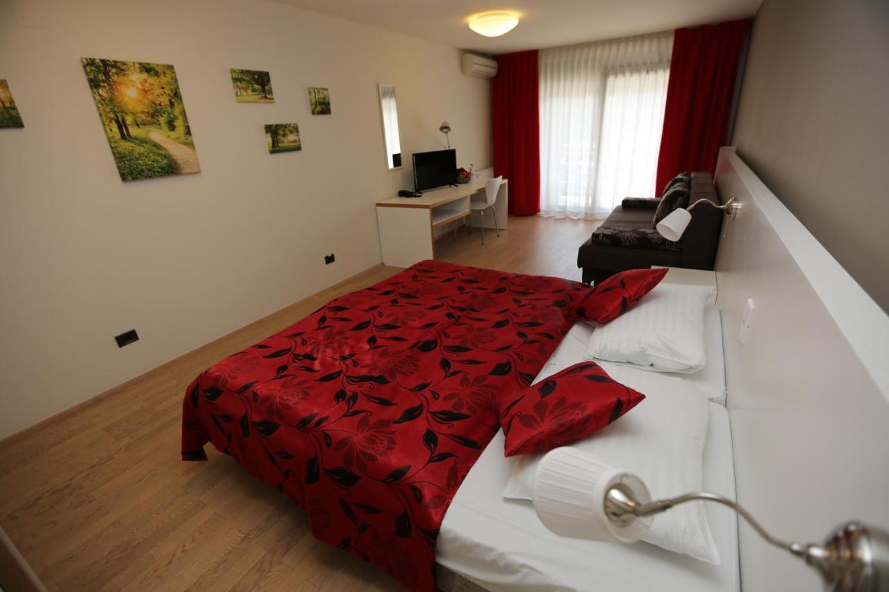 Hotel Ravna Gora Εξωτερικό φωτογραφία